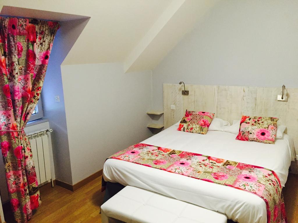 Hotel & Spa Rodier Campagnac  Δωμάτιο φωτογραφία